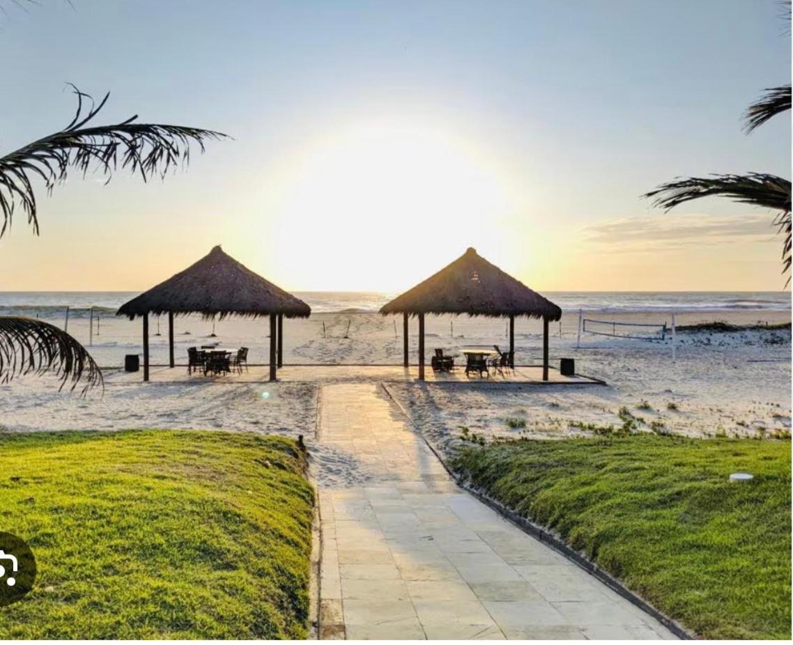 Apartamento Vista Total Do Mar Uma Cobertura A 400M Do Beach Park No Porto Das Dunas Aquiraz Condominio Terramaris Piscina Ampla Parque Infantil Sauna Estacionamento Privado Εξωτερικό φωτογραφία